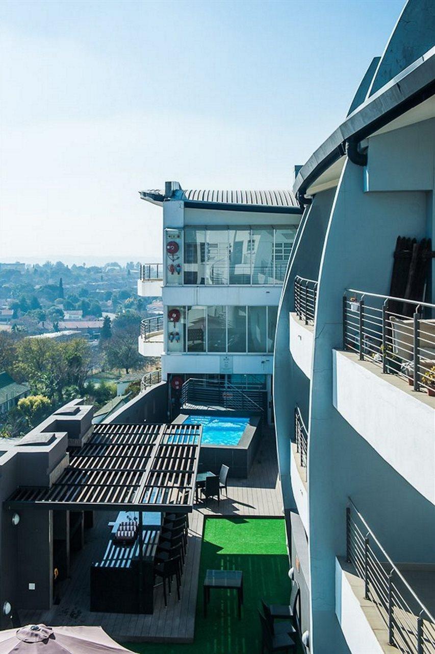 Genesis All-Suite Hotel Johannesburg Buitenkant foto