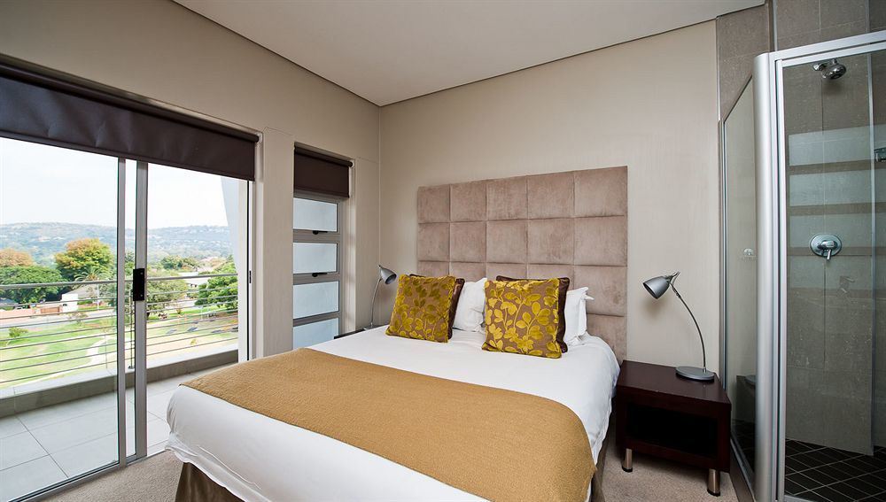 Genesis All-Suite Hotel Johannesburg Buitenkant foto