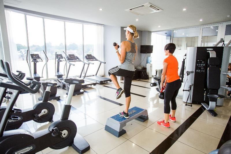 Genesis All-Suite Hotel Johannesburg Buitenkant foto